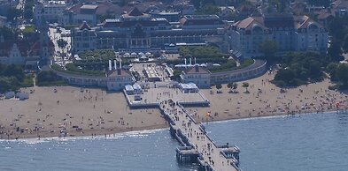 Zacisze Centrum  by Grand Apartments