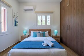 Verdant 1-BR Apt & Balcony in Larnaca