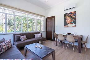 Verdant 1-BR Apt & Balcony in Larnaca