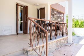 Verdant 1-BR Apt & Balcony in Larnaca