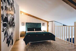 Les Précieuses Suites & Spa I