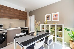 Cloudwalk 1- BR Apartment in Larnaca