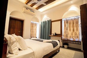 SHIVA KASHI HOTEL