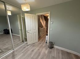 14 Becket Close