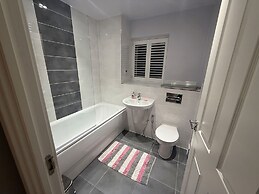 14 Becket Close