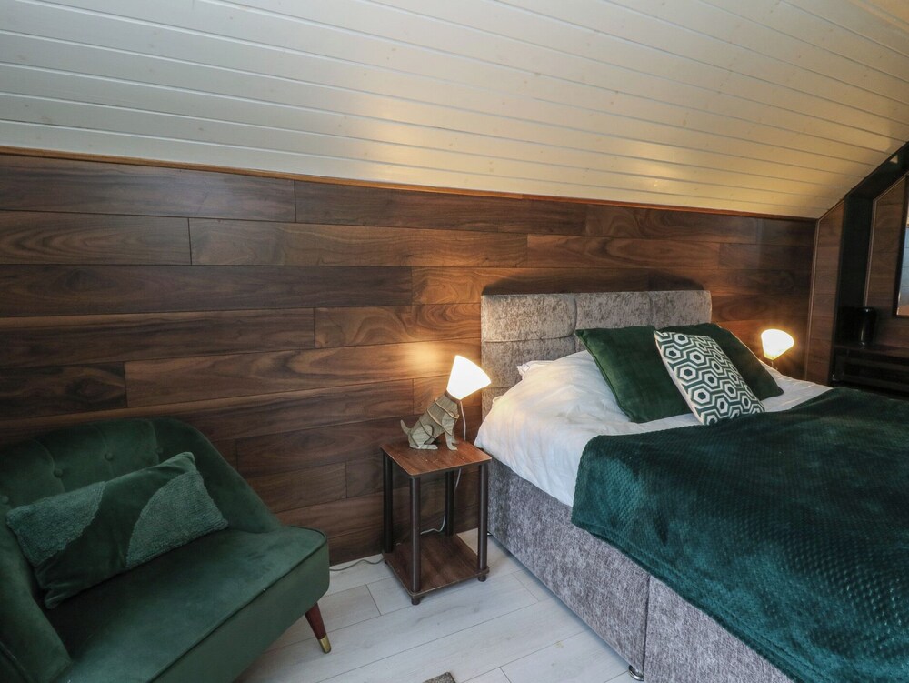 Glamping Tri Pod 3 - Gower