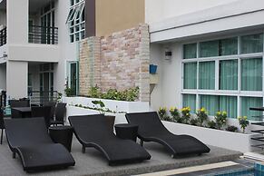 The Ocean Pearl Suites