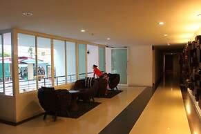 The Ocean Pearl Suites