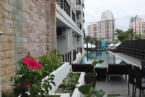 The Ocean Pearl Suites