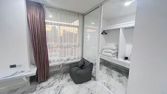 The Ocean Pearl Suites