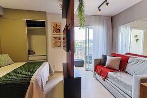 Studio Pet Friendly c Garagem e Varanda no Centro