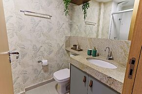 Studio Pet Friendly c Garagem e Varanda no Centro