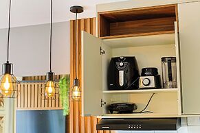 Studio Pet Friendly c Garagem e Varanda no Centro