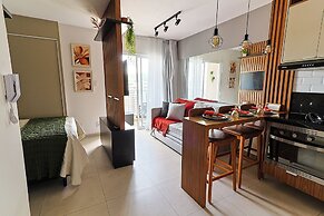 Studio Pet Friendly c Garagem e Varanda no Centro