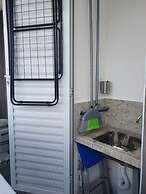 Studio no Centro com Academia Piscina e Varanda