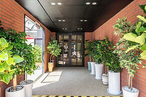 Hotel Brown Dot