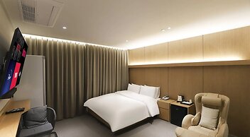Hotel Brown Dot