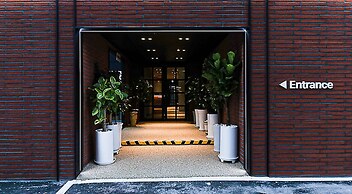 Hotel Brown Dot