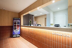Hotel Brown Dot