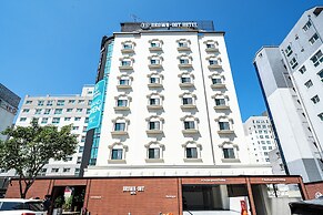 Hotel Brown Dot