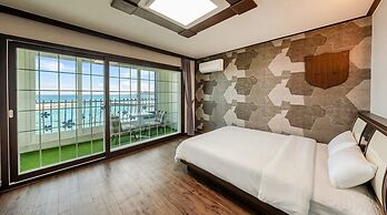 Beautiful Sea Pet-frie Pension, Yangyang