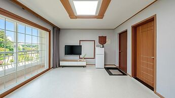Beautiful Sea Pet-frie Pension, Yangyang