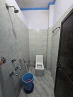 Avadh Dham Guest House