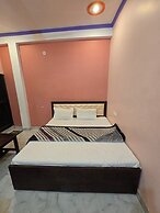 Avadh Dham Guest House