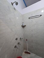 Avadh Dham Guest House