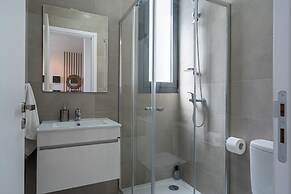 Ivory 1-BR Apt. & Balcony in Aradipou