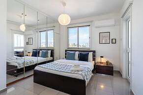 Jayde 2-BR Apt. & Balcony in Larnaca