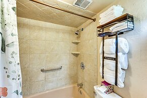Walk to Shops & Eats: Apt in Downtown Elizabeth