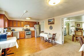 Walk to Shops & Eats: Apt in Downtown Elizabeth