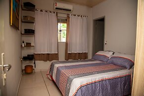 Casa com Piscina e Churrasqueira no Parque Cuiab