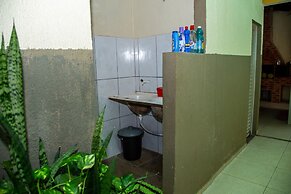 Casa com Piscina e Churrasqueira no Parque Cuiab