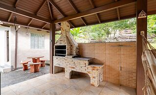 House w/ Barbecue 140m From the Beach Shd0071