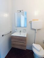 Modern Apartment Near the Beach