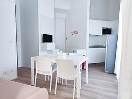 Modern Apartment Near the Beach