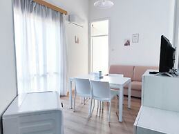 Modern Apartment Near the Beach