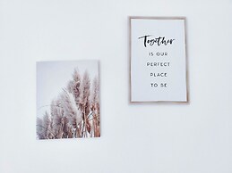 Modern Apartment Near the Beach