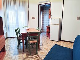Comfortable Apartment Near the Beach