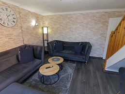 7 Waverton Mews