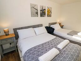 7 Waverton Mews
