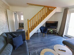 7 Waverton Mews
