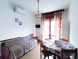Seaside Apartment With Balcony