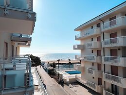 Apartment With Balcony on the Seafront