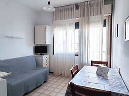 Comfy Flat With Pool and Balcony