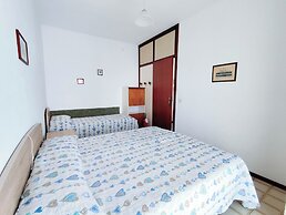 Comfy Flat With Pool and Balcony