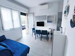 Apartment With Balcony and Pool Access