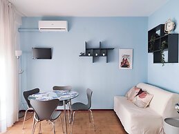 Cozy Studio Near Beach With Pool